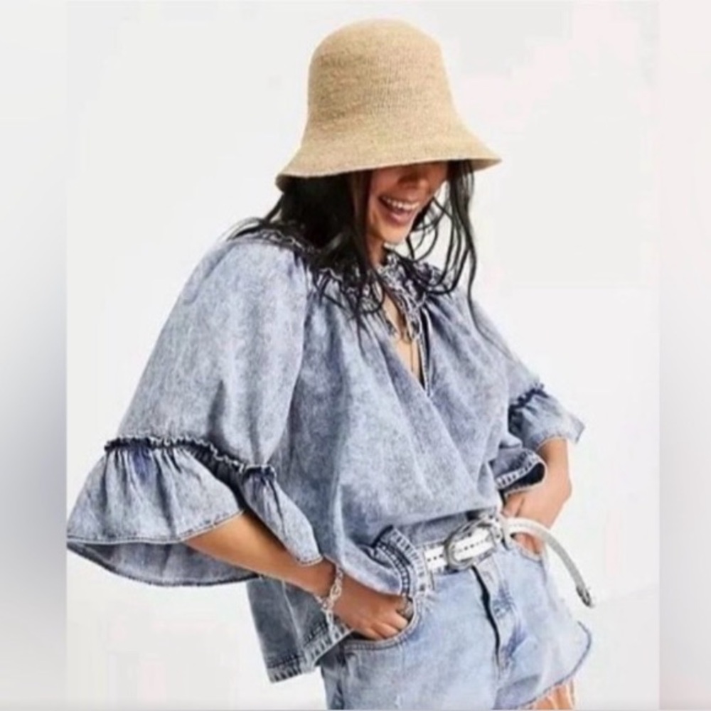 FREE PEOPLE AINSLEY DENIM TOP - S